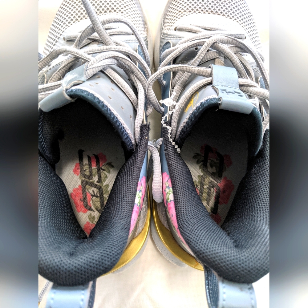 Under Armour Curry 7 Floral Chinese New Year Basketball Shoes - Picture 4 of 8